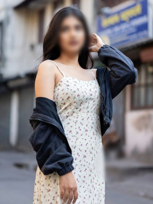 Navneet Kaur - Call Girl Dehradun