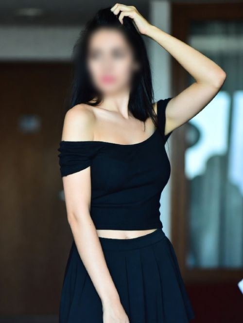 Kiara Sharma - Call Girl in Dehradun